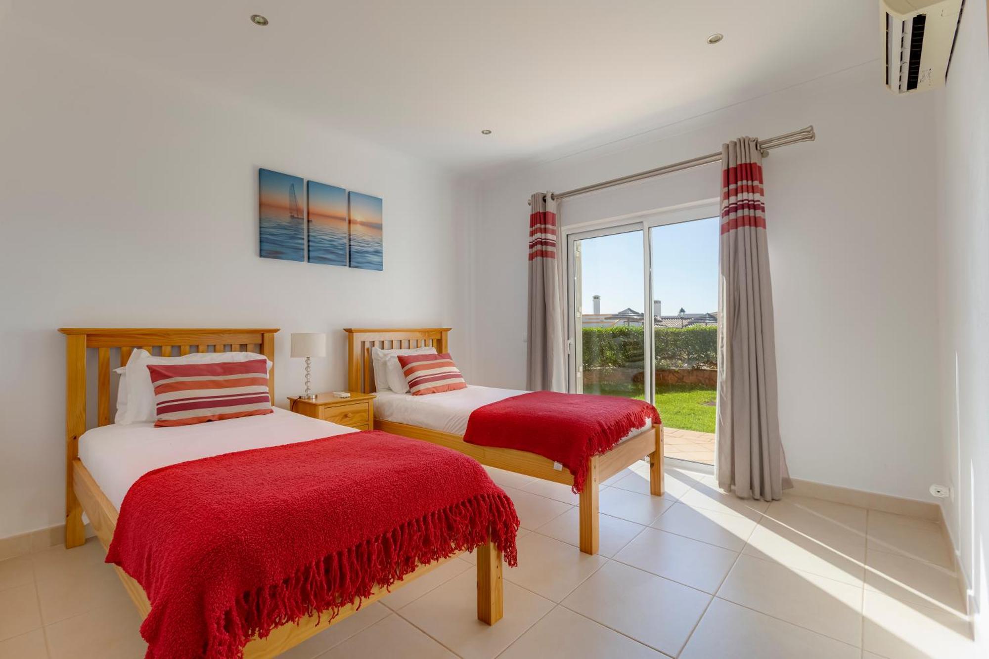 The View - Santo Antonio Villas, Golf & Spa Salema Exterior photo